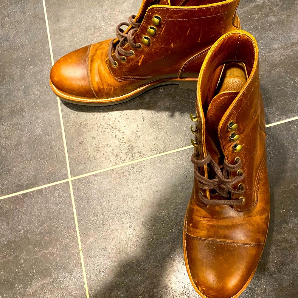 J Crew Men’s 8.5 Leather Boots